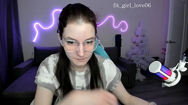 Snapshot of Bridget_fitness chatting on 01-03-25, 01:58 Bridget fitness online show from 01-03-25, 01:58