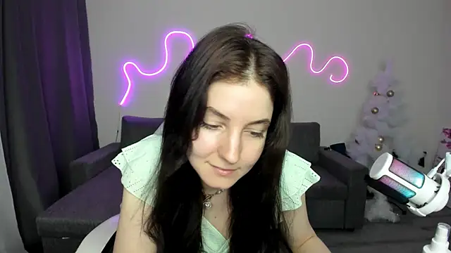 Snapshot of Bridget_fitness chatting on 01-06-25, 01:08 Bridget fitness online show from 01-06-25, 01:08