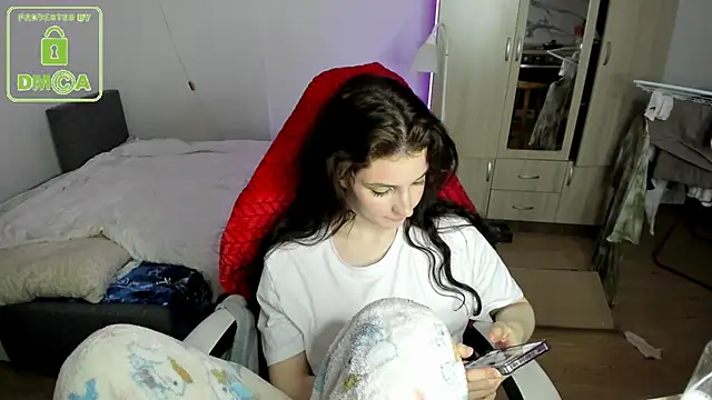 Snapshot of Bridget_fitness chatting on 01-23-25, 03:22 Bridget fitness online show from 01-23-25, 03:22