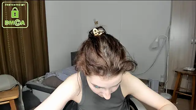 Snapshot of Bridget_fitness chatting on 01-28-25, 03:46 Bridget fitness online show from 01-28-25, 03:46