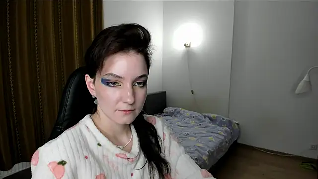 Snapshot of Bridget_fitness chatting on 02-04-25, 03:47 Bridget fitness online show from 02-04-25, 03:47