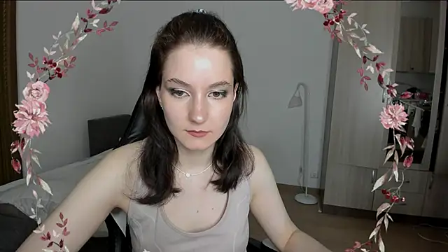 Snapshot of Bridget_fitness chatting on 02-26-25, 06:43 Bridget fitness online show from 02-26-25, 06:43