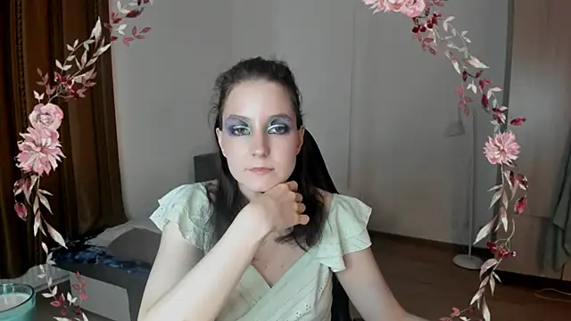 Snapshot of Bridget_fitness chatting on 03-03-25, 01:53 Bridget fitness online show from 03-03-25, 01:53