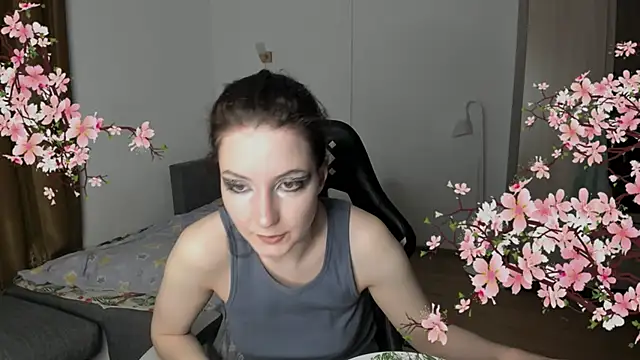 Snapshot of Bridget_fitness chatting on 03-07-25, 04:11 Bridget fitness online show from 03-07-25, 04:11