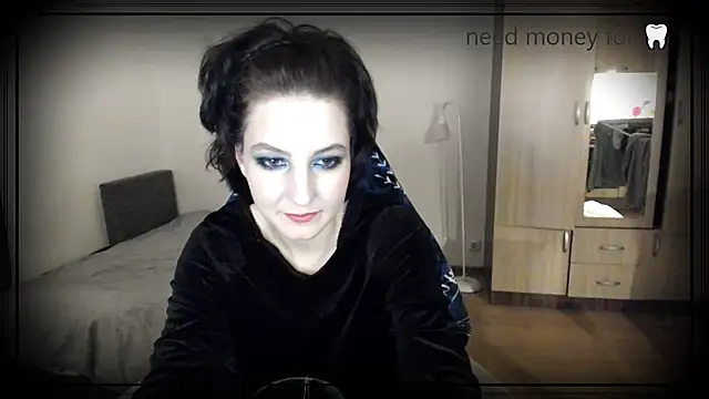 Snapshot of Bridget_fitness chatting on 03-19-25, 04:13 Bridget fitness online show from 03-19-25, 04:13