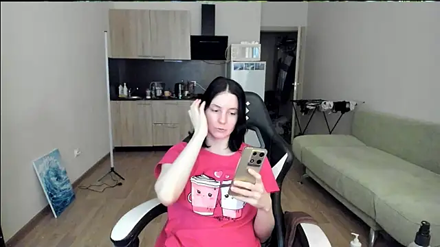 Snapshot of Bridget_fitness chatting on 10-16-25, 11:11 Bridget fitness online show from 10-16-25, 11:11