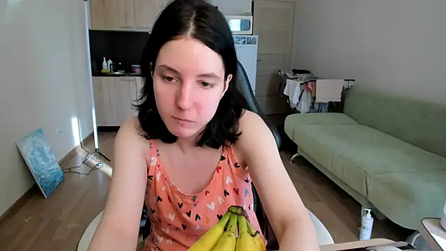 Snapshot of Bridget_fitness chatting on 10-17-25, 11:13 Bridget fitness online show from 10-17-25, 11:13