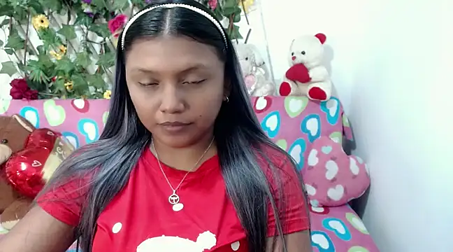 Snapshot of sexysusan4you chatting on 12-31-24, 06:35 sexysusan4you online show from 12-31-24, 06:35