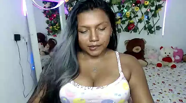 Snapshot of sexysusan4you chatting on 01-09-25, 04:52 sexysusan4you online show from 01-09-25, 04:52