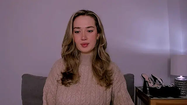 CindyKissable online show from 11-20-25, 04:18