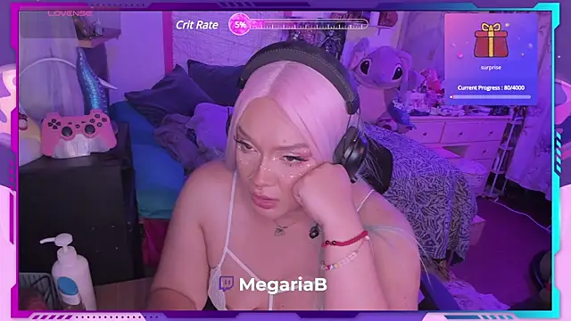 Snapshot of MegariaB chatting on 12-06-24, 04:25 MegariaB online show from 12-06-24, 04:25