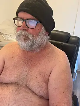 Drummajor online show from 01-20-25, 04:01