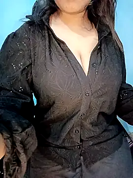 Snapshot of Dayna-36 chatting on 12-31-24, 10:48 Dayna-36 online show from 12-31-24, 10:48