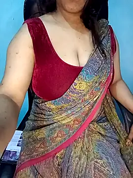 Snapshot of Dayna-36 chatting on 01-28-25, 07:00 Dayna-36 online show from 01-28-25, 07:00