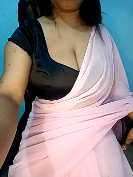 Snapshot of Dayna-36 chatting on 03-07-25, 03:28 Dayna-36 online show from 03-07-25, 03:28