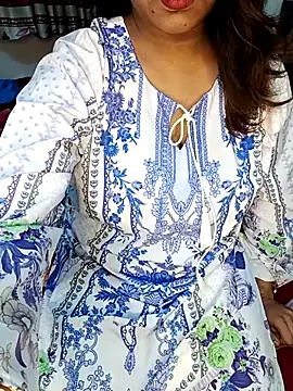 Snapshot of Dayna-36 chatting on 10-07-25, 03:53 Dayna-36 online show from 10-07-25, 03:53