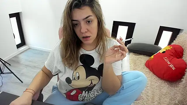 Dyana Kaylinn online show from 03-08-26, 05:11