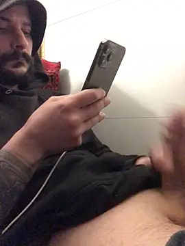 Snapshot of hotmrniceguy chatting on 02-17-25, 10:58 hotmrniceguy online show from 02-17-25, 10:58