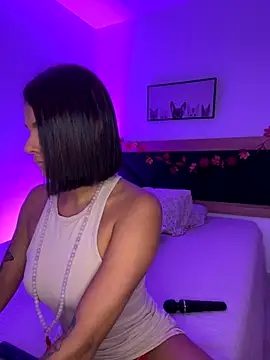 Snapshot of Susi_bell chatting on 12-02-24, 11:40 Susi bell online show from 12-02-24, 11:40