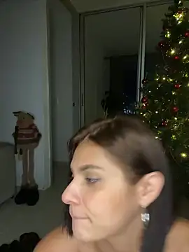 Snapshot of Susi_bell chatting on 12-04-24, 02:42 Susi bell online show from 12-04-24, 02:42