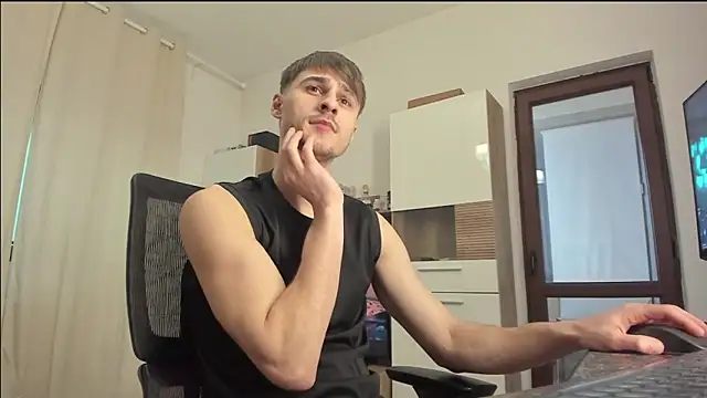 Snapshot of Jimmymorello chatting on 03-22-25, 03:31 Jimmymorello online show from 03-22-25, 03:31