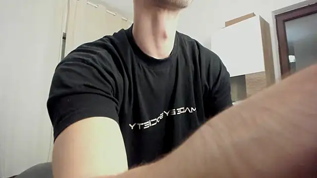 Snapshot of Jimmymorello chatting on 10-11-25, 06:06 Jimmymorello online show from 10-11-25, 06:06