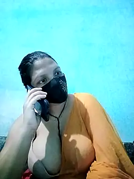 Snapshot of Depte- chatting on 11-07-25, 01:05 Depte- online show from 11-07-25, 01:05