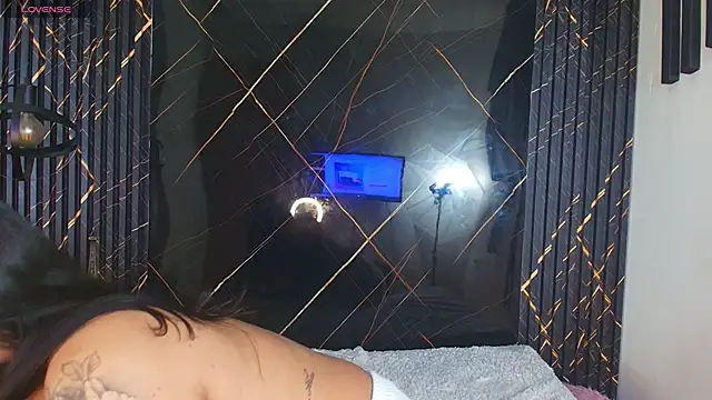 Kagome01 online show from 01-07-26, 01:46