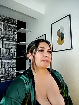 Devil Sara online show from 02-06-25, 10:43