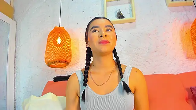 emiily s online show from 11-25-25, 12:05