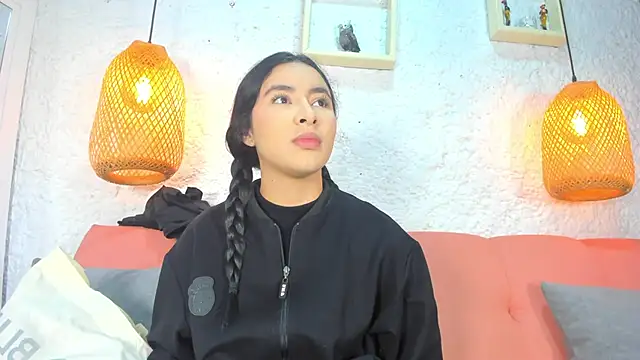 emiily s online show from 12-19-25, 12:12