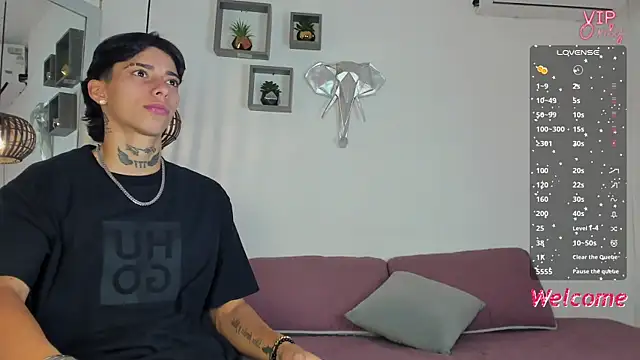 AmberAdams  online show from 12-21-25, 04:03