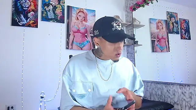 Liam lee online show from 09-13-25, 03:23