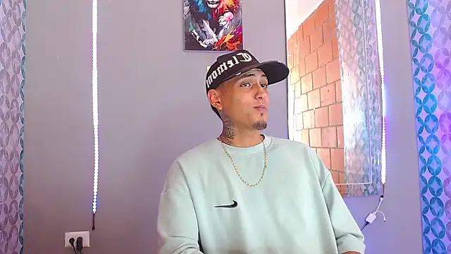 Liam lee online show from 04-23-26, 07:38