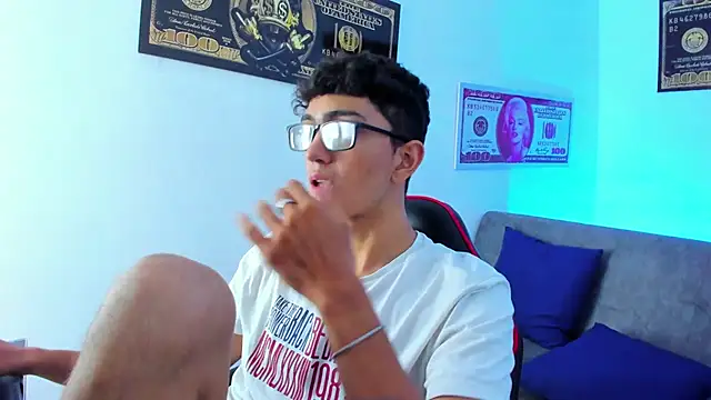 TylerWhite  online show from 02-01-25, 02:58