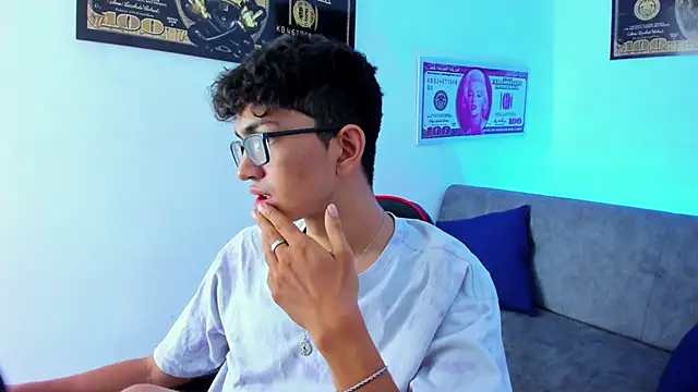 TylerWhite  online show from 02-04-25, 03:11