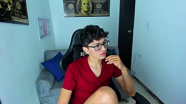 TylerWhite  online show from 02-07-25, 03:01