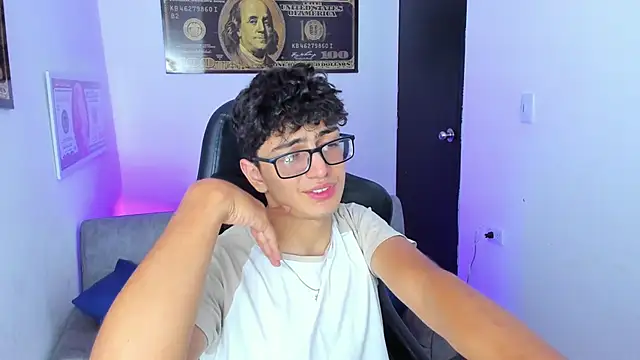 TylerWhite  online show from 03-09-25, 03:11