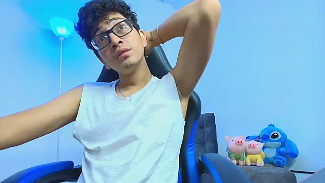 TylerWhite  online show from 09-11-25, 04:01