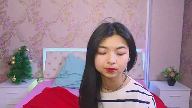 Shy Kira online show from 01-10-25, 06:28