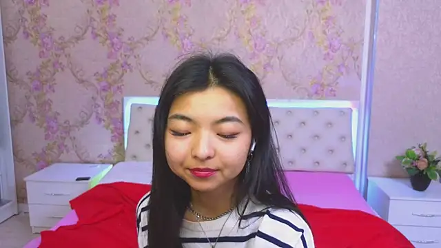 Shy Kira online show from 01-15-25, 03:39