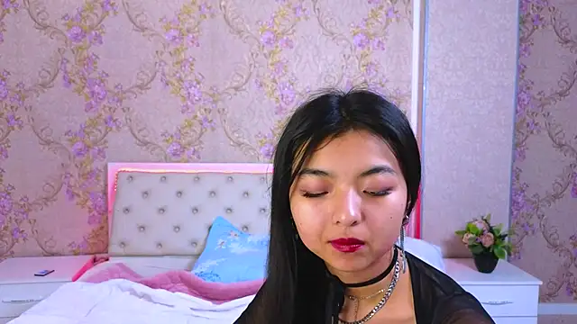 Shy Kira online show from 01-22-25, 01:11