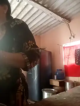 Snapshot of sakshisutra chatting on 11-23-25, 06:35 sakshisutra online show from 11-23-25, 06:35