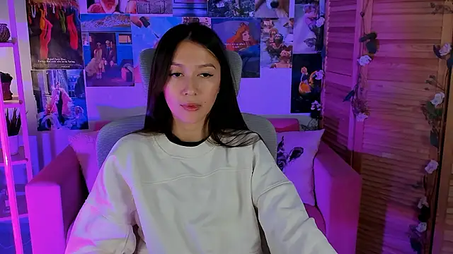LanaBaker online show from 12-05-24, 05:48