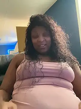 Snapshot of KLoveeee chatting on 02-08-25, 09:25 KLoveeee online show from 02-08-25, 09:25