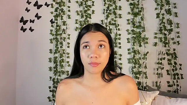 Emiily Parkerr online show from 02-10-26, 02:59