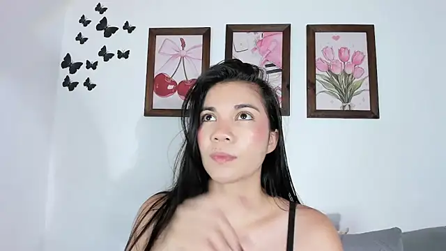 Emiily Parkerr online show from 04-16-26, 11:07