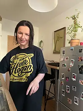 Snapshot of Off__Melonenmandy chatting on 03-19-25, 08:55 Off Melonenmandy online show from 03-19-25, 08:55