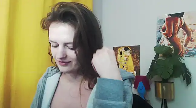juicyNadine online show from 12-04-24, 12:36