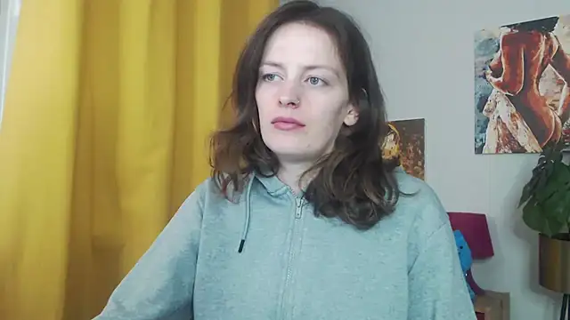 juicyNadine online show from 10-27-25, 05:44